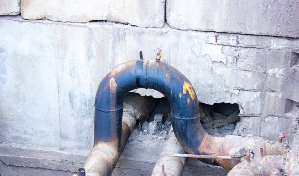 Best 24/7 water damage repair  in Avon, PA